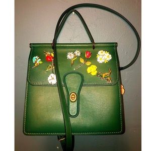 Willis Top Handle coach Personalized SS20
